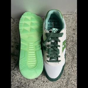 Saucony Shadow 5000 Unisex Men's Women's White/Green Casual Lifestyle Sneakers